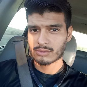 Meet your Posher, Tomas